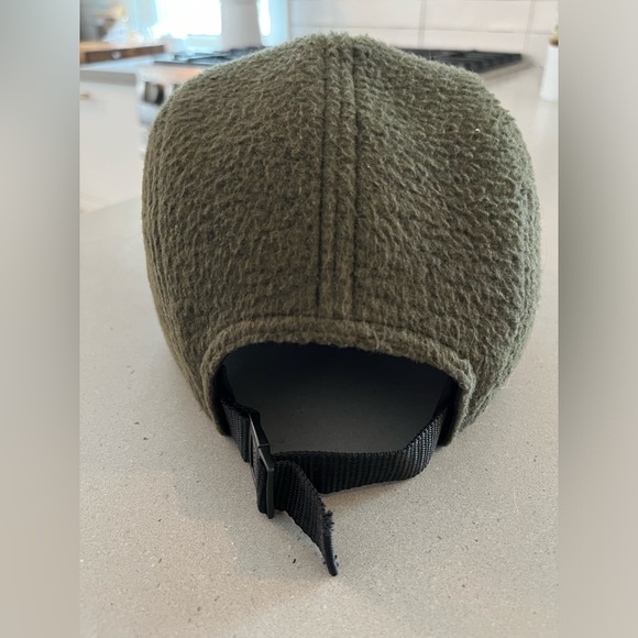 Wtaps Hat. green and black. large. fleece and lined for warmth - Picture 3 of 6